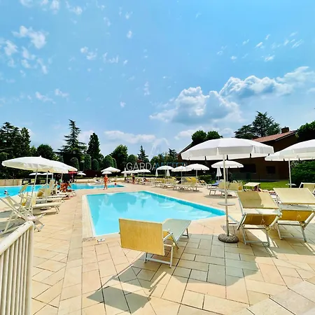 Scylla - 200 M Dal Di Garda Con Piscina Apartment Sirmione