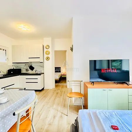 Apartment Scylla - 200 M Dal Di Garda Con Piscina Sirmione