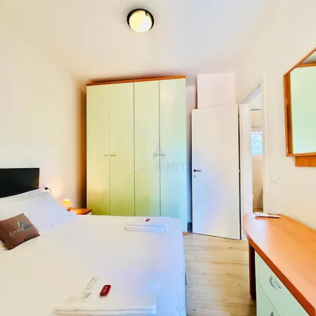 Scylla - 200 M Dal Di Garda Con Piscina Apartment *